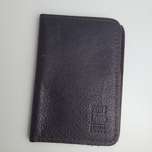 Portland Leather Modern Passport Holder Brown